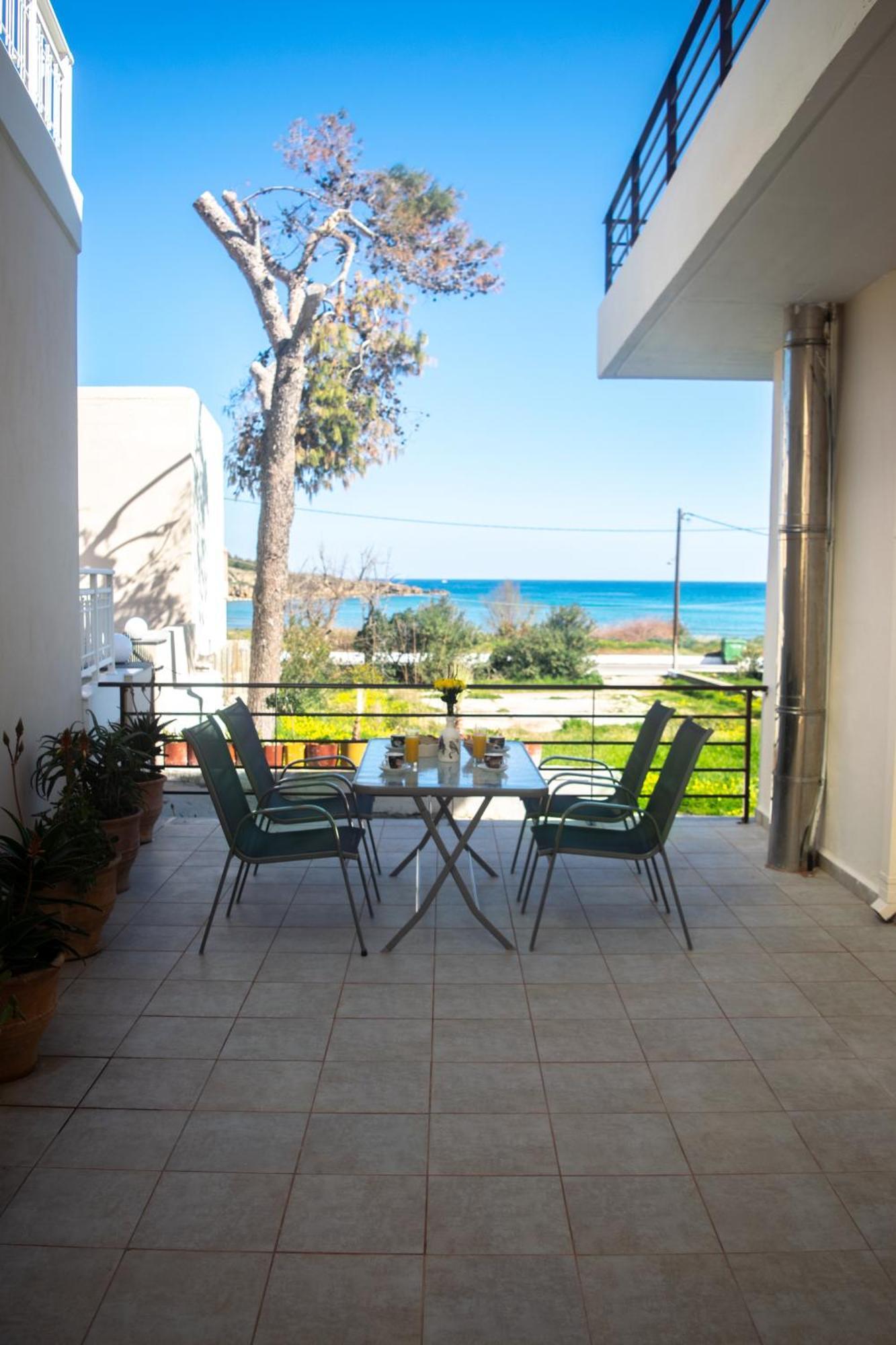 Seaside apartment Costas Kato Daratso Exterior foto